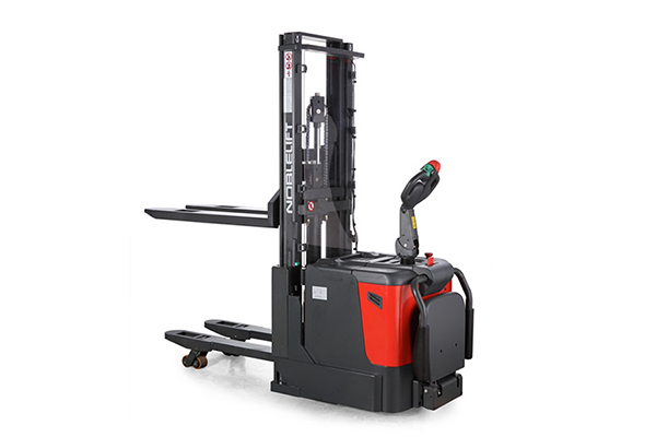 镜湖大型平衡重电动叉车价格